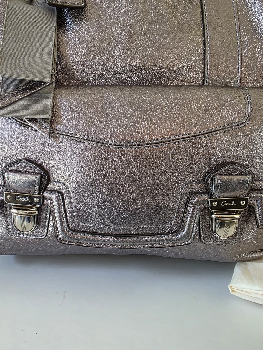 Coach Poppy Pushlock Metallic Leather Tote Y2K Silver Gray - Picture 4 of 16